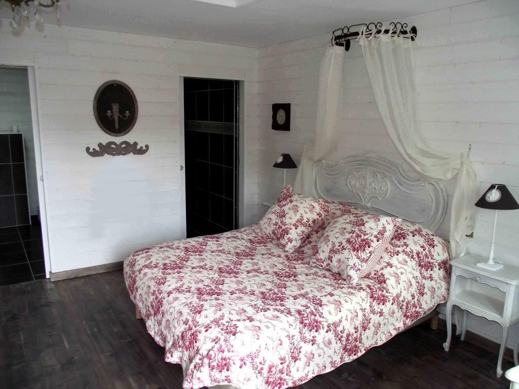 Saint-Germain-sur-Moine Les Belles Epoques B&B - Piscine - Terrasses - Brumisateurs - Proche Puy Du Fou חדר תמונה