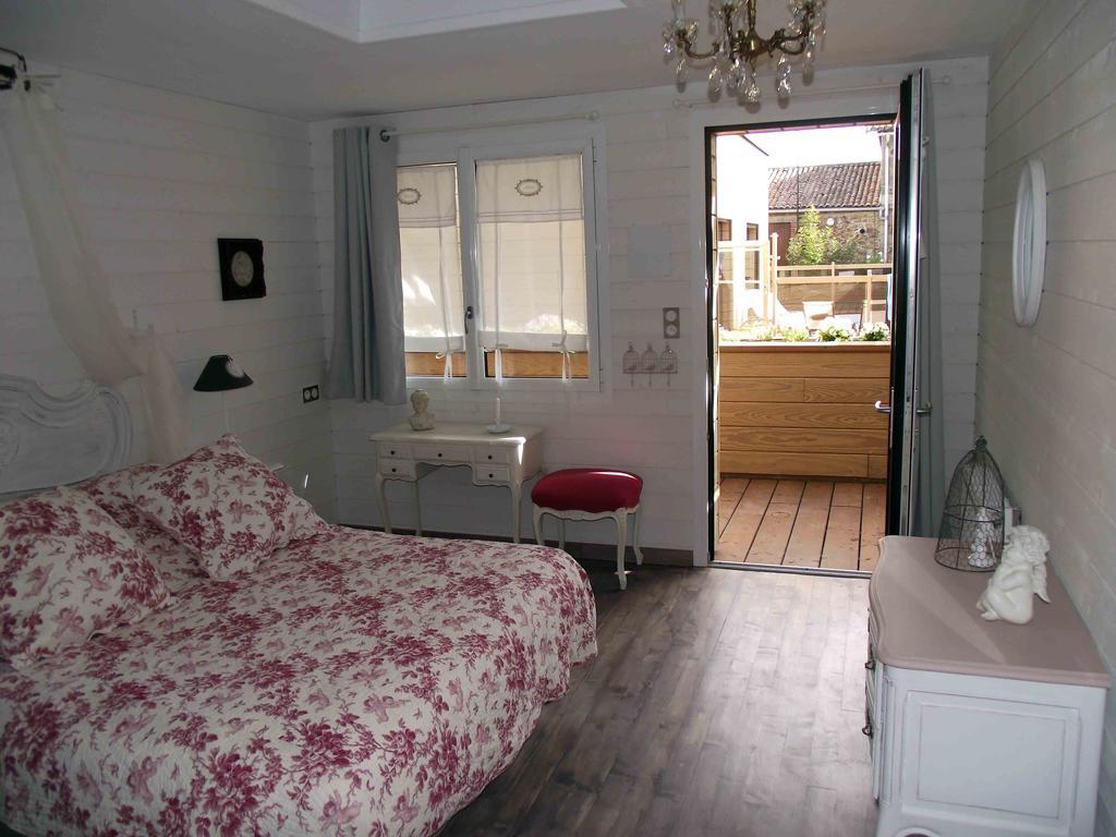Saint-Germain-sur-Moine Les Belles Epoques B&B - Piscine - Terrasses - Brumisateurs - Proche Puy Du Fou מראה חיצוני תמונה