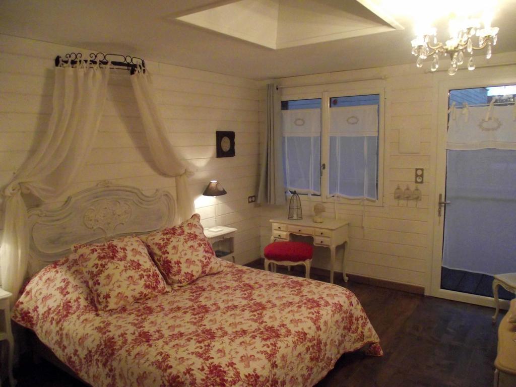 Les Belles Epoques B&B - Proche Puy Du Fou Saint-Germain-sur-Moine חדר תמונה