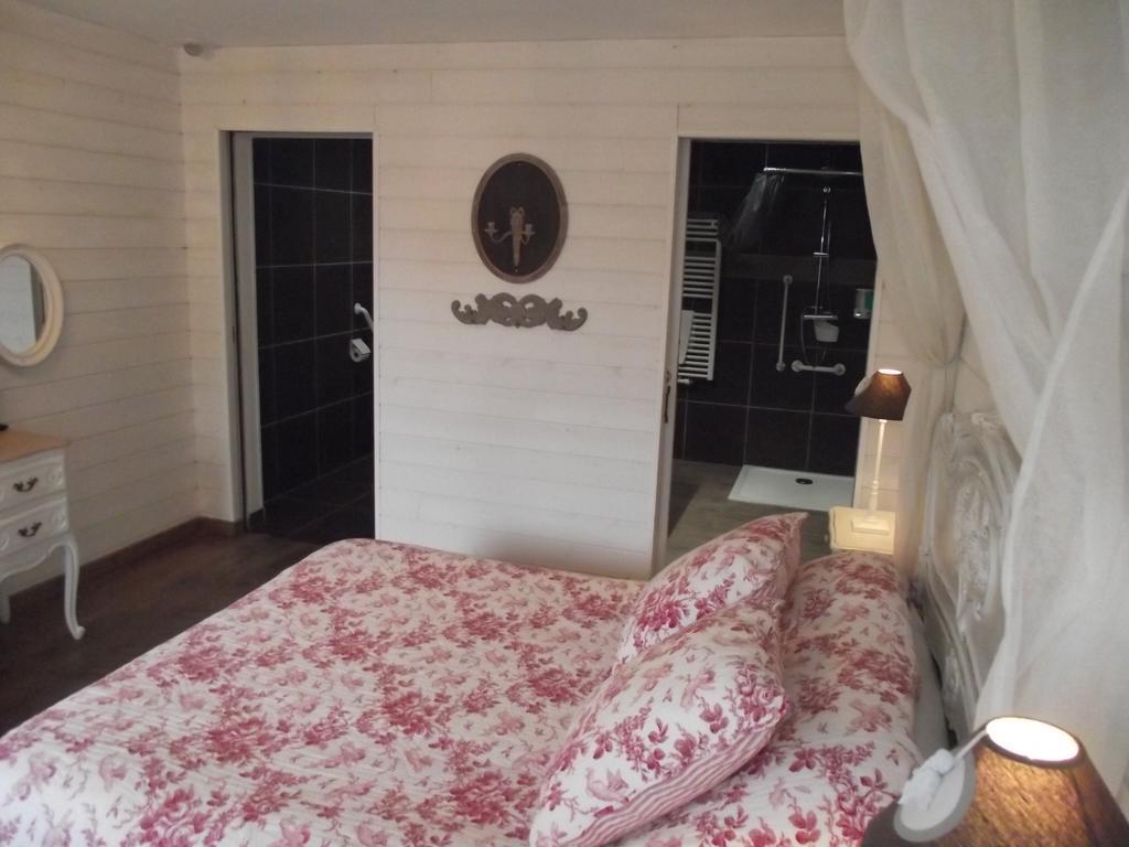 Saint-Germain-sur-Moine Les Belles Epoques B&B - Piscine - Terrasses - Brumisateurs - Proche Puy Du Fou מראה חיצוני תמונה
